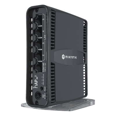 Router Wi-Fi 6 AX1800 / Dual-Band 2.4 GHz y 5 GHz / Quad-Core ARM 864 MHz / 1 GB RAM / 5 Puertos Gigabit / PoE-In y PoE-Out / WPA3 / RouterOS L4, vista 1