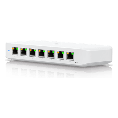 UniFi Switch USW-ULTRA-60W de 8 puertos PoE 802.3af/at, vista 1