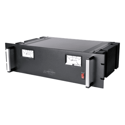 Fuente de poder 13.8Vcd, 50A, lineal regulada con circuito cargador de baterías, medidores, para instalación en rack, vista 1